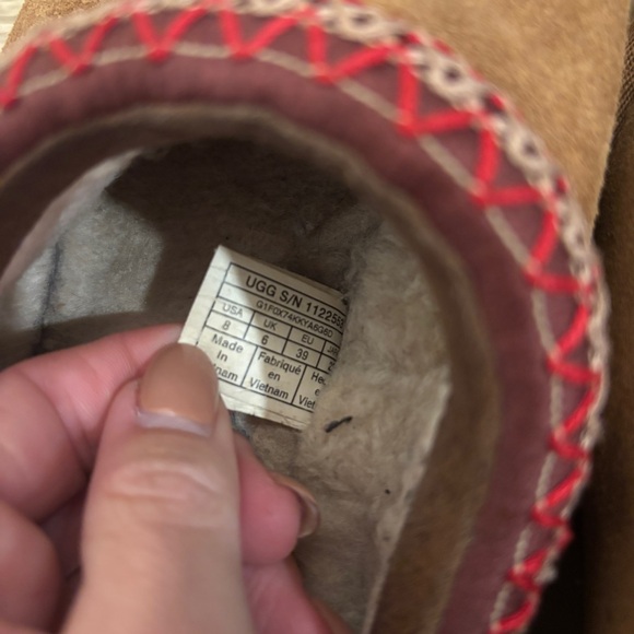 Ugg Tazz II Platform Slipper, Size 8 - Picture 8 of 9